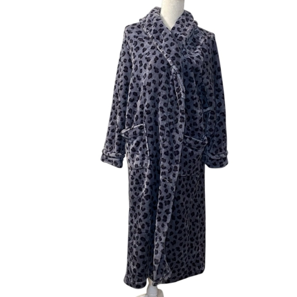 Sonoma Women’s Gray Cheetah Print Fluffy Fuzzy‎ Plush Fleece Bath Robe Sz M